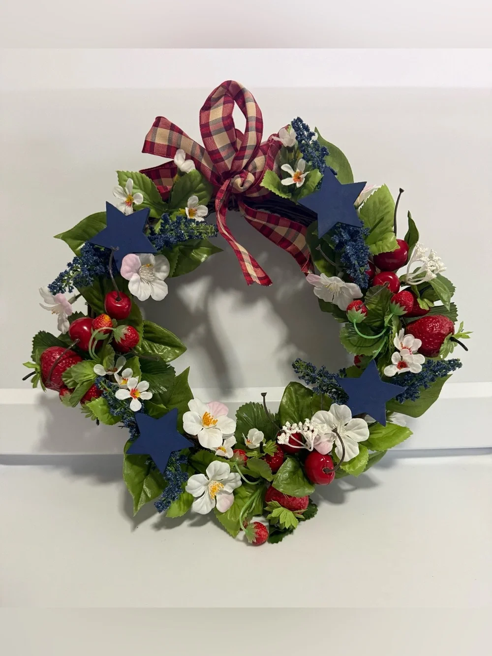 Avon Vintage Gift Collection Americana Patriotic Wreath 2002